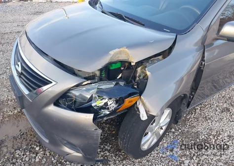 2014 Nissan Versa 1.6 Sv z USA, uszkodzony, nr VIN 3N1CN7AP2EL804364